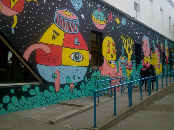 Grafiti en el Centro Cultural Recoleta